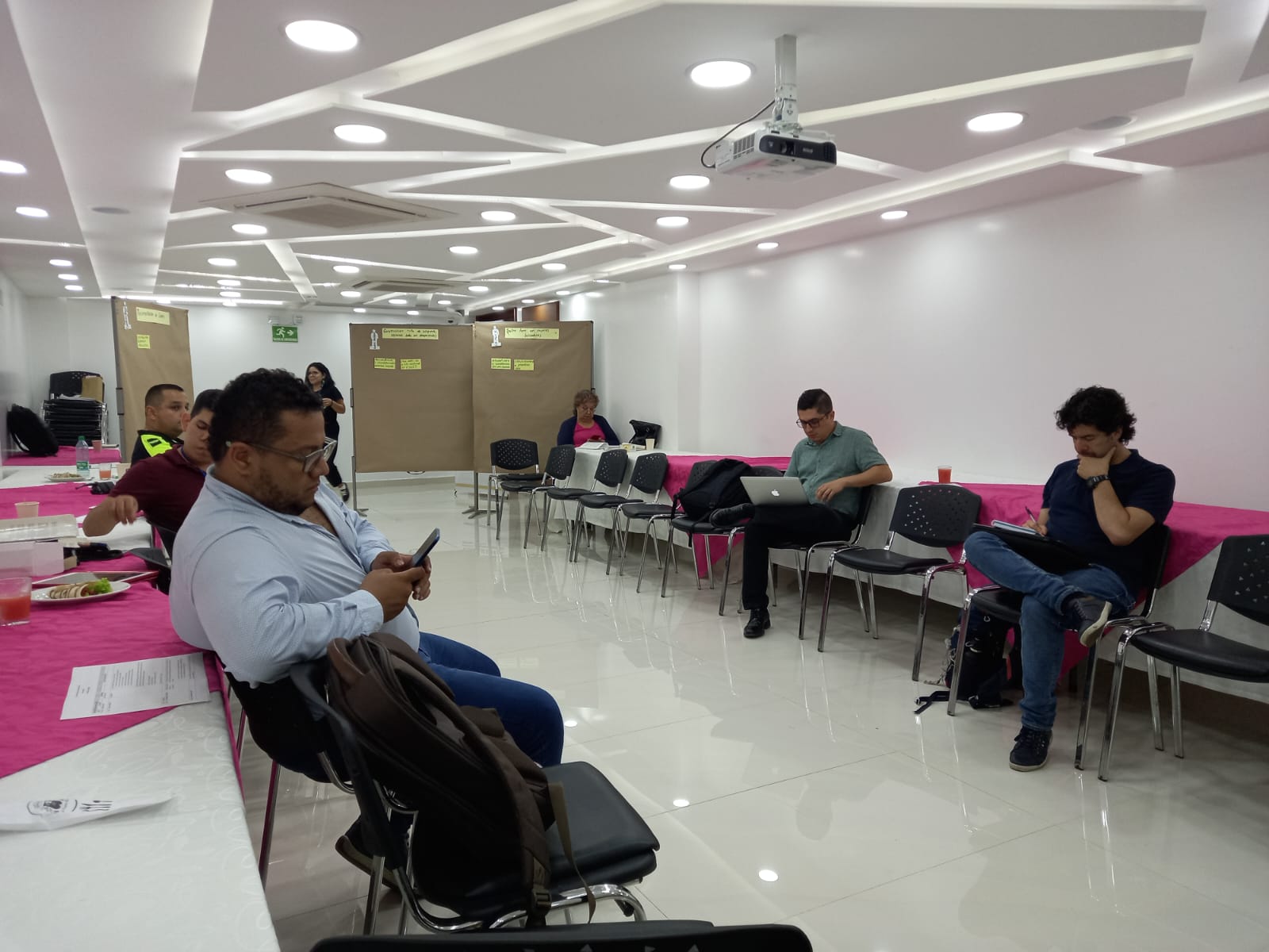 Participación en la Mesa Municipal De Trabajo Para La Prevención, Asistencia Y Atención De Desaparición Forzada De Florencia Caquetá.